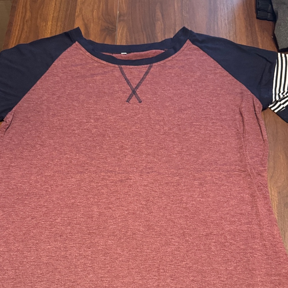 Casual Red and Black Women's Top